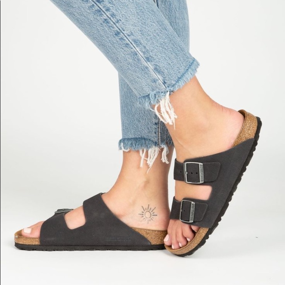 Velvet grey Arizona Birkenstock!